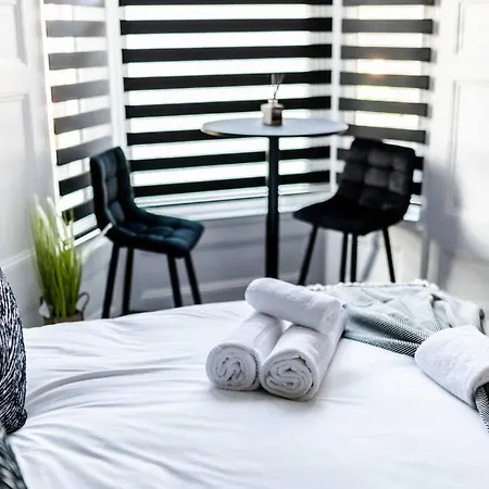 Chic Studio Apartment In Prime London Location Exterior photo