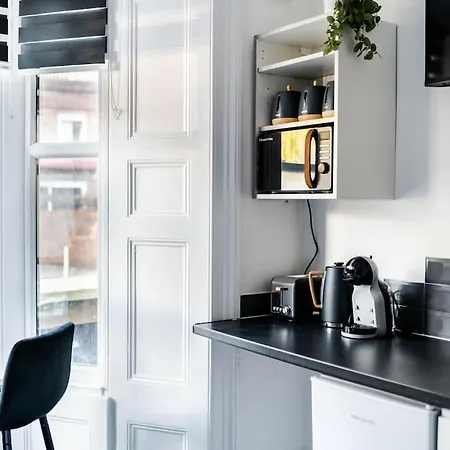 Chic Studio Apartment In Prime London Location Exterior photo